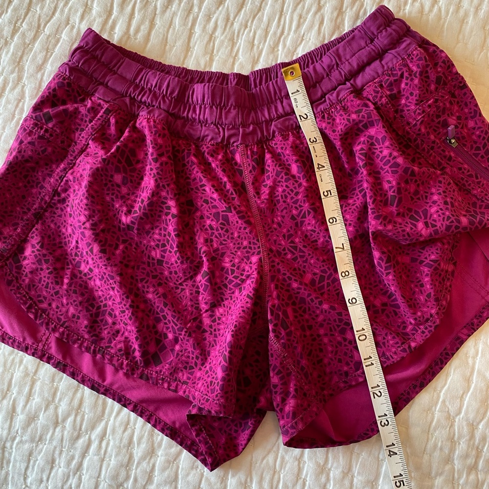 Lululemon Tracker Short III Paradise Geo Regal Plum Multi Regal Plum Shorts 12
